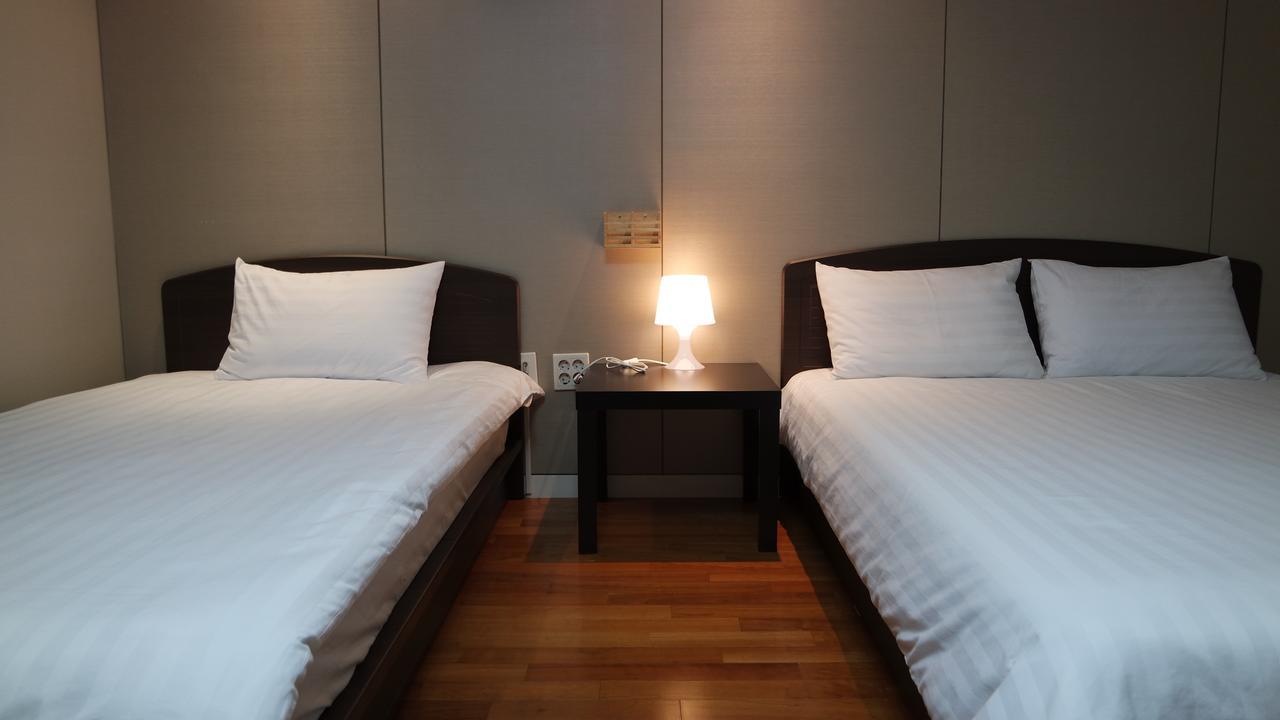 Hostel Coco Seoul Exterior photo